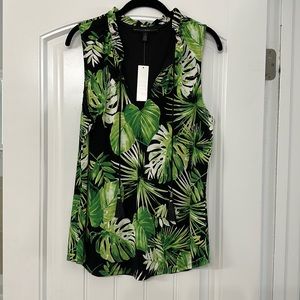 Beautiful Emerald Palms Tessel Tank by White house Black Market.